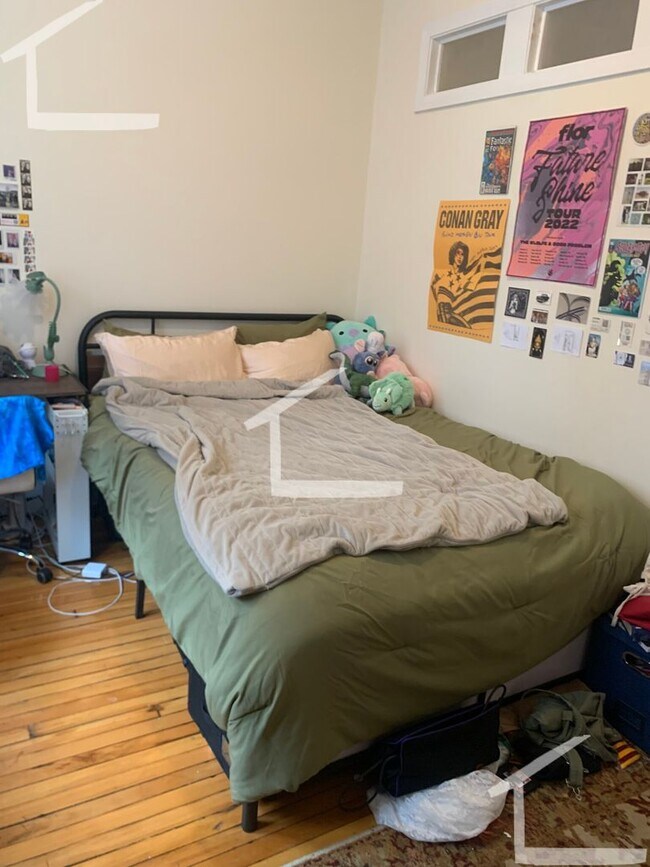 Foto del edificio - Charming 3 Bedroom-No Broker Fee