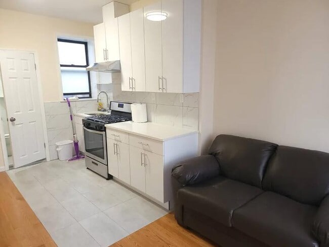 Building Photo - 2 bedroom in NEW YORK NY 10003