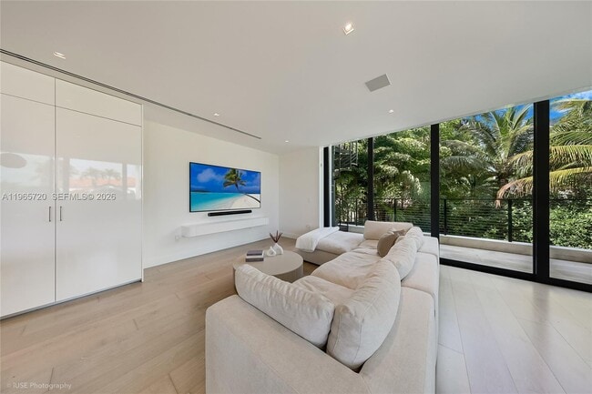 Foto del edificio - 420 N Hibiscus Dr