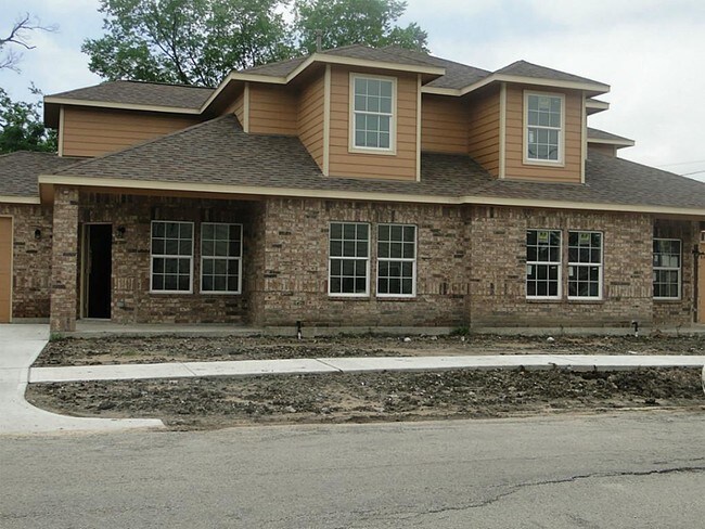 Building Photo - 2906 Anita St
