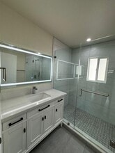 Building Photo - 582 W Huntington Dr