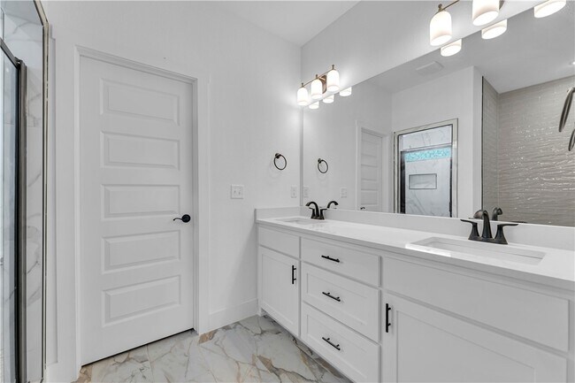 Foto del edificio - 7001 SW Basswood Ave