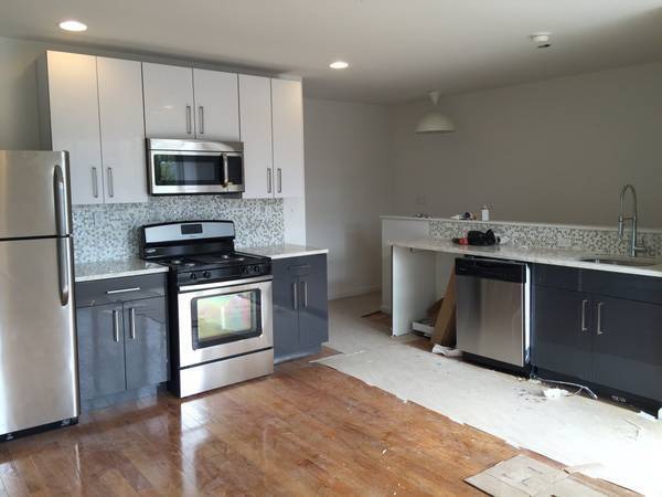 Primary Photo - 43 Rockaway Ave