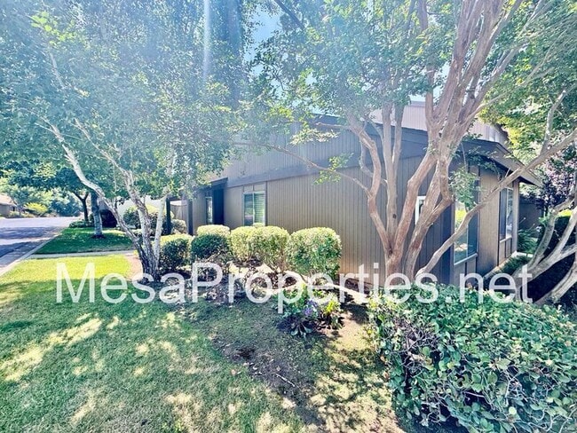 Building Photo - 1257 Bonnie Glen Ln