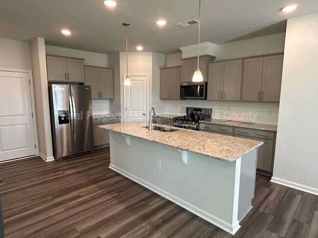 Building Photo - 381 Fosterton Cottage Wy