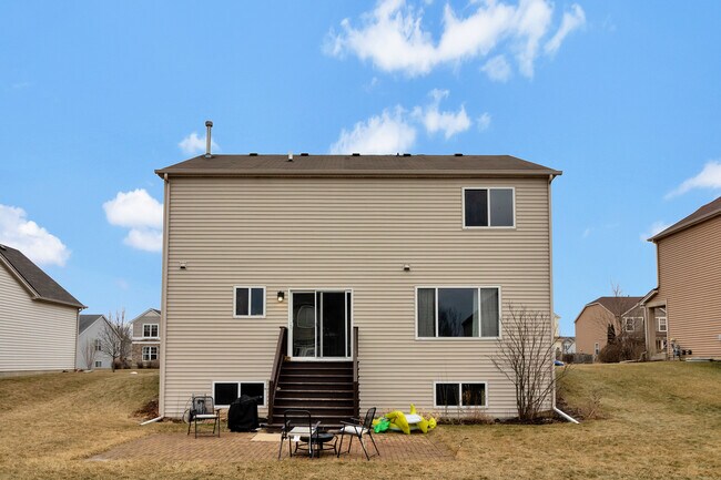 Foto del edificio - 1012 Neuhaven Dr