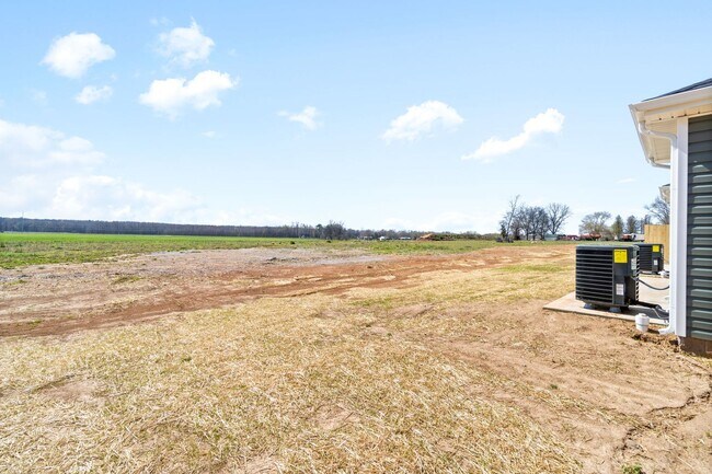 Foto del edificio - 2 Bedroom Apartment For Rent in Guthrie KY!