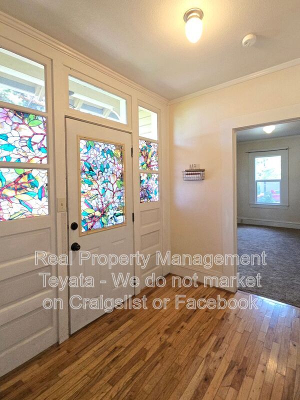 Building Photo - 1405 Halleck St