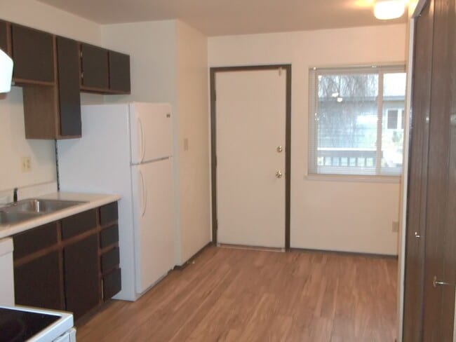 Foto del edificio - 827 Elm St
