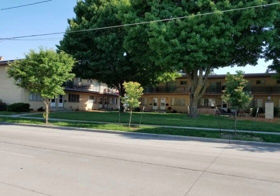 Foto del edificio - Maplewood Townhomes