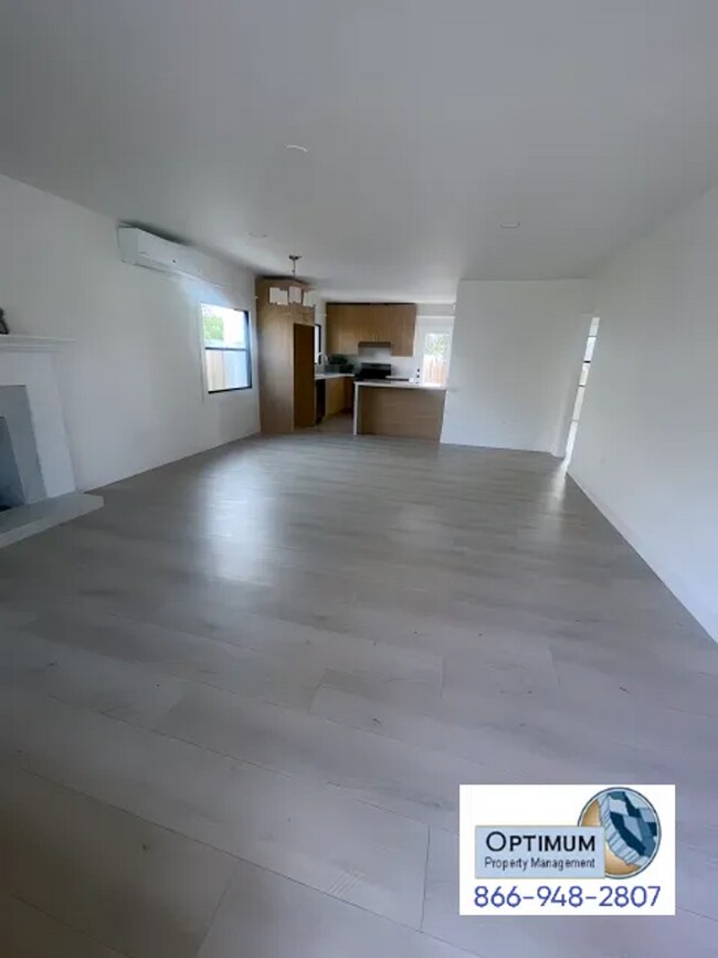 Foto del edificio - Fully Remodeled 2 Bed / 2 Bath Spanish Revival Bungalow – Historic N.W. Ontario