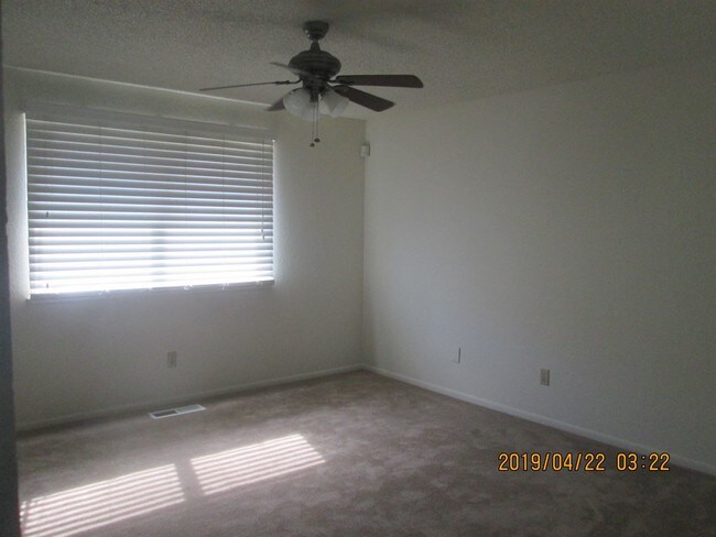 Building Photo - 1250 E Huffaker Ln