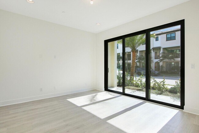 Foto del edificio - 5337 Sagan Ln