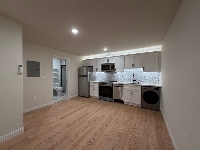 Foto del edificio - Fairmount Heights LLC.
