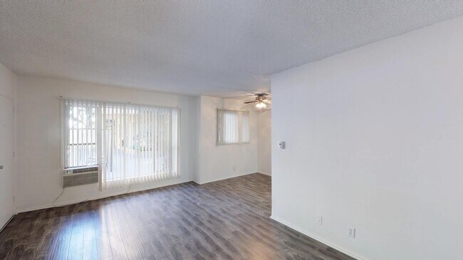 Foto del interior - 1815 N. Harvard Blvd