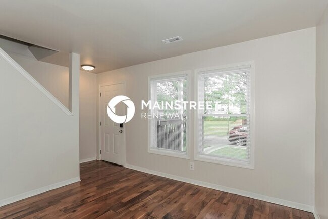 Foto del edificio - 3 Bedroom Pet-Friendly Home in Louisville,...