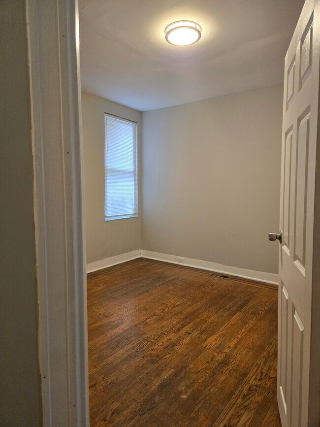 Foto del edificio - 6724 Wyncote Ave