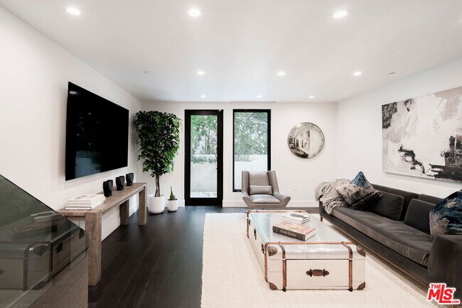 Foto del edificio - 724 Croft Ave