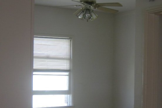 dining room/office - 3144 Meade Ave