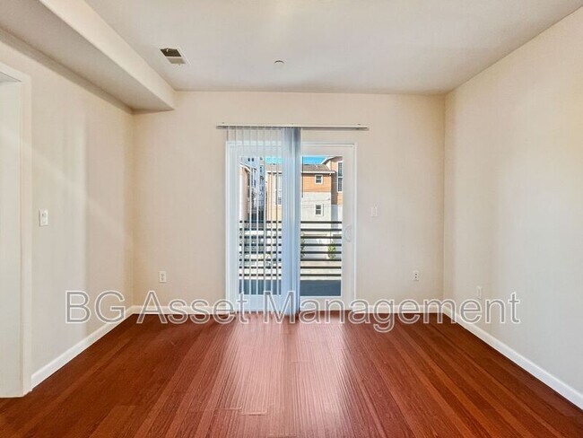 Foto del edificio - 1459 MacArthur Blvd