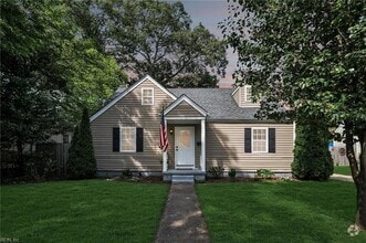 Building Photo - 1336 Maplewood Ave