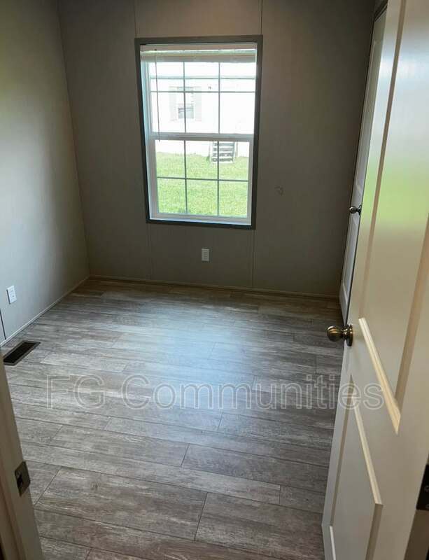 Foto del edificio - 141 David Dr