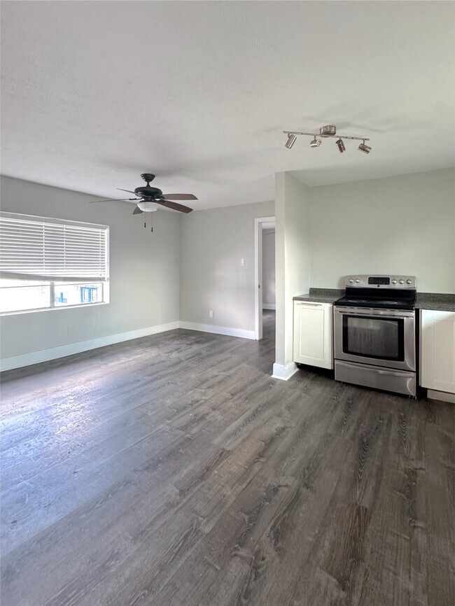 Foto del edificio - 6832 Avenue I