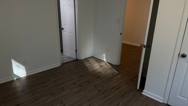 Building Photo - 5202 Wendell St