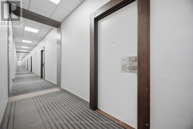 Photo du bâtiment - 4011 Brickstone Mews