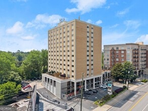 Building Photo - 2285 Peachtree Rd NE