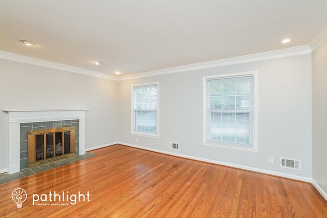 Building Photo - 4101 Manner Dale Drive, Louisville, KY, 40220