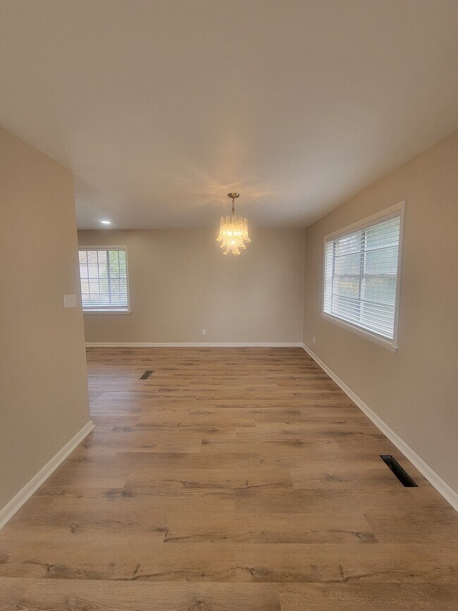 Foto del edificio - 7410 Ouachita Dr