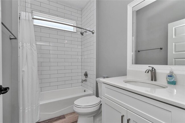 Building Photo - 4723 SE 25th St