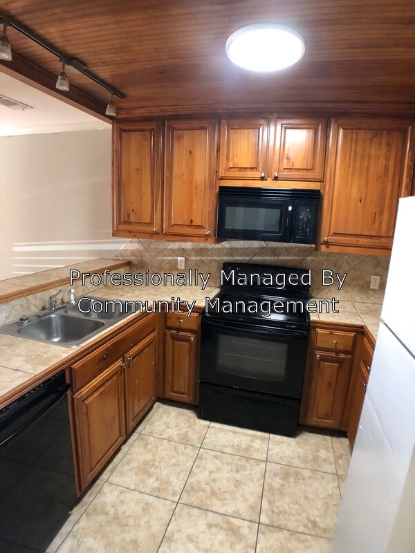 2617 Kelli Dr, Denham Springs, LA 70726 Condo for Rent in Denham Springs, LA