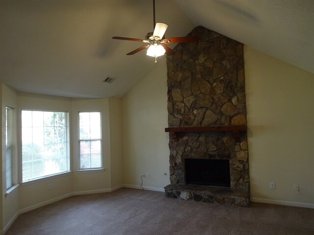 Foto del edificio - 241 Fairbrook Lane