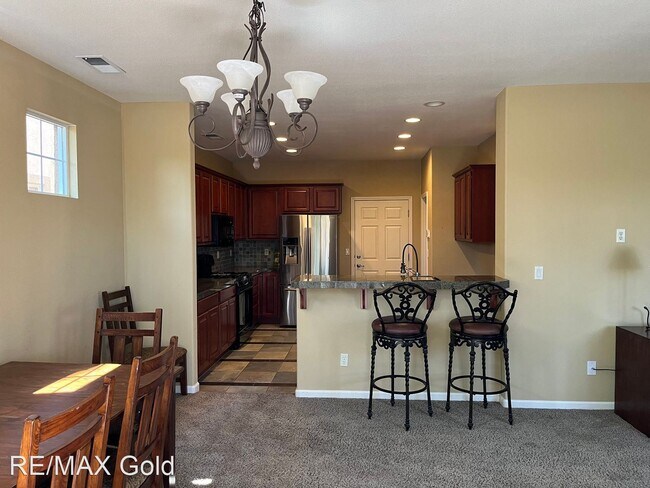 Building Photo - 3 br, 2.5 bath House - 1879 Resistol Drive