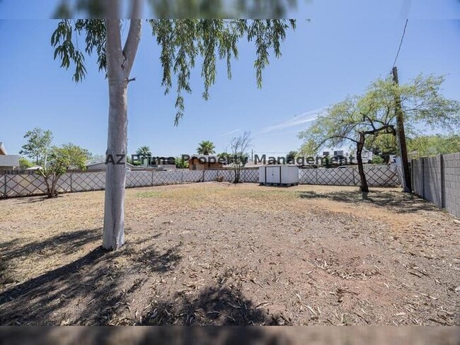 Foto del edificio - 1423 E Virginia Ave