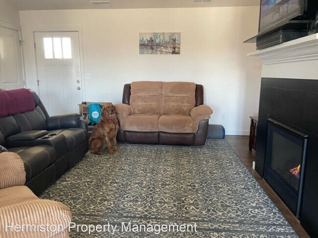 Building Photo - 3 br, 2 bath House - 213 SW Eagle Ct