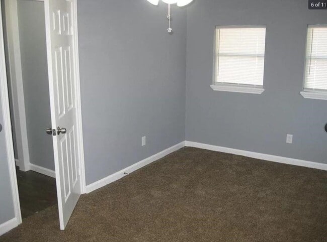 Foto del edificio - 1312 Bernard St