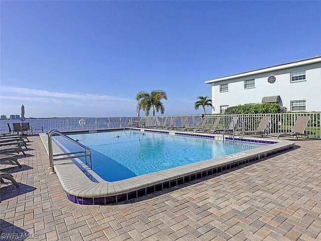 Foto del edificio - 3342 N Key Dr