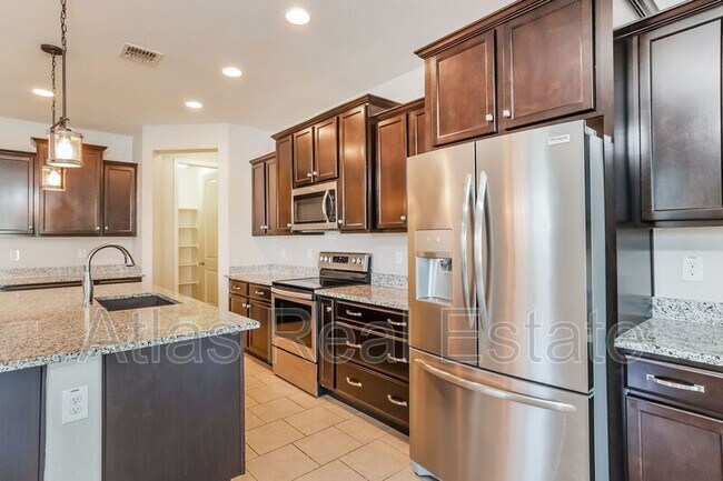 Foto del edificio - 18326 W Via Del Sol