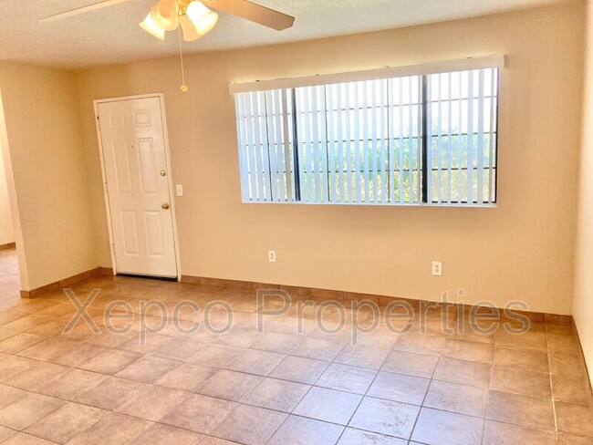 Foto del edificio - 79251 Ave 42