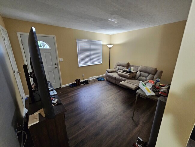 Living Room - 2761 Michaels Dr