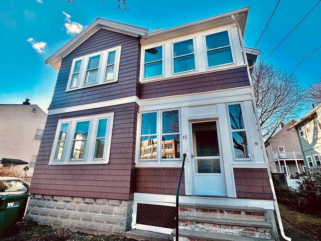 Primary Photo - 15 St Clements Rd