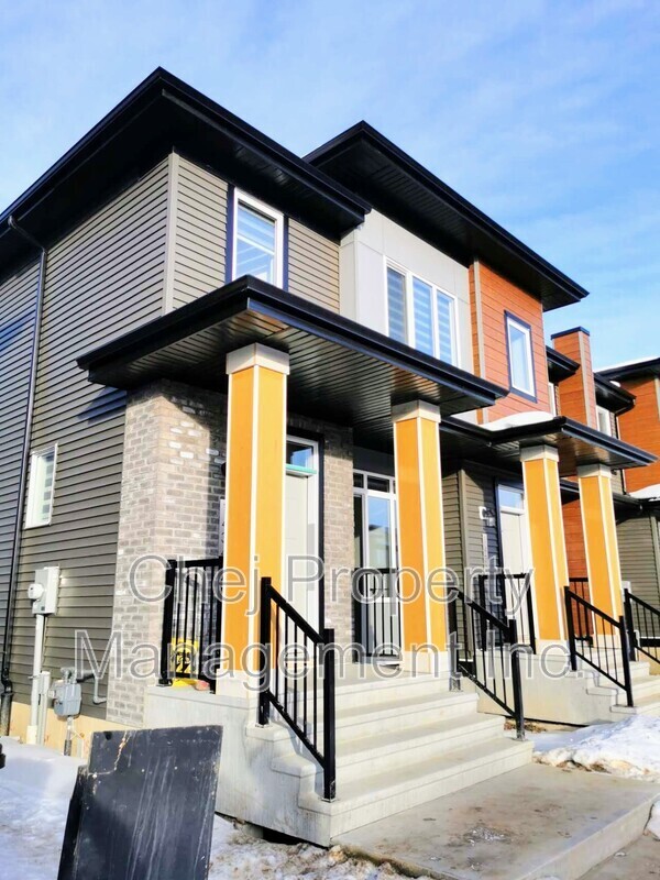 Building Photo - 1436 Keswick Dr SW