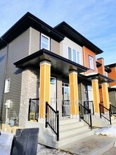 Building Photo - 1436 Keswick Dr SW