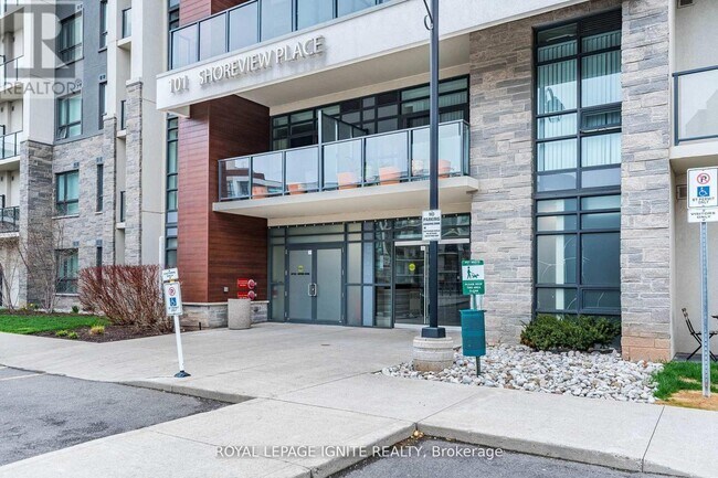 Photo du bâtiment - 101 Shoreview Pl