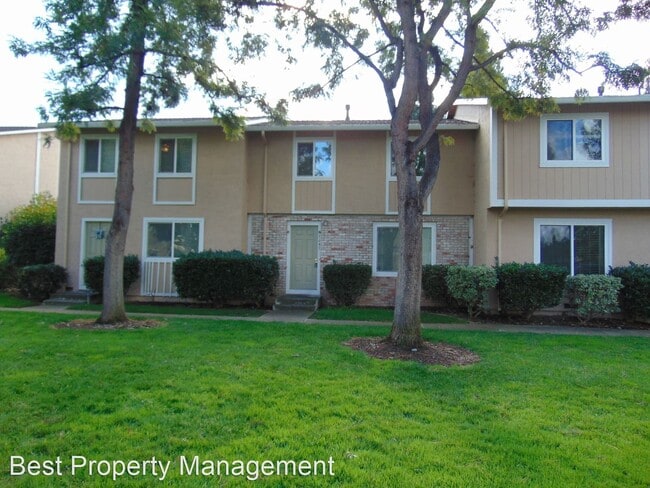 Building Photo - 3 br, 1.5 bath House - 3647 Carrigan Common