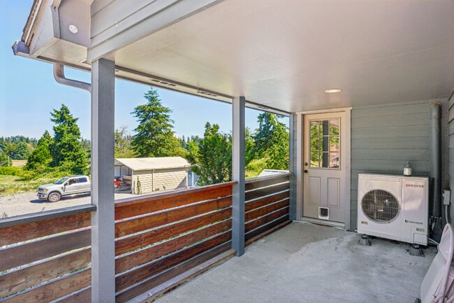 Foto del edificio - 11605 67th Ave E