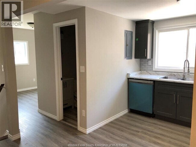 Photo du bâtiment - 567 Hildegarde St